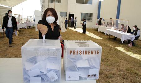 Panistas votan para elegir candidato a edil de San Andrés Cholula