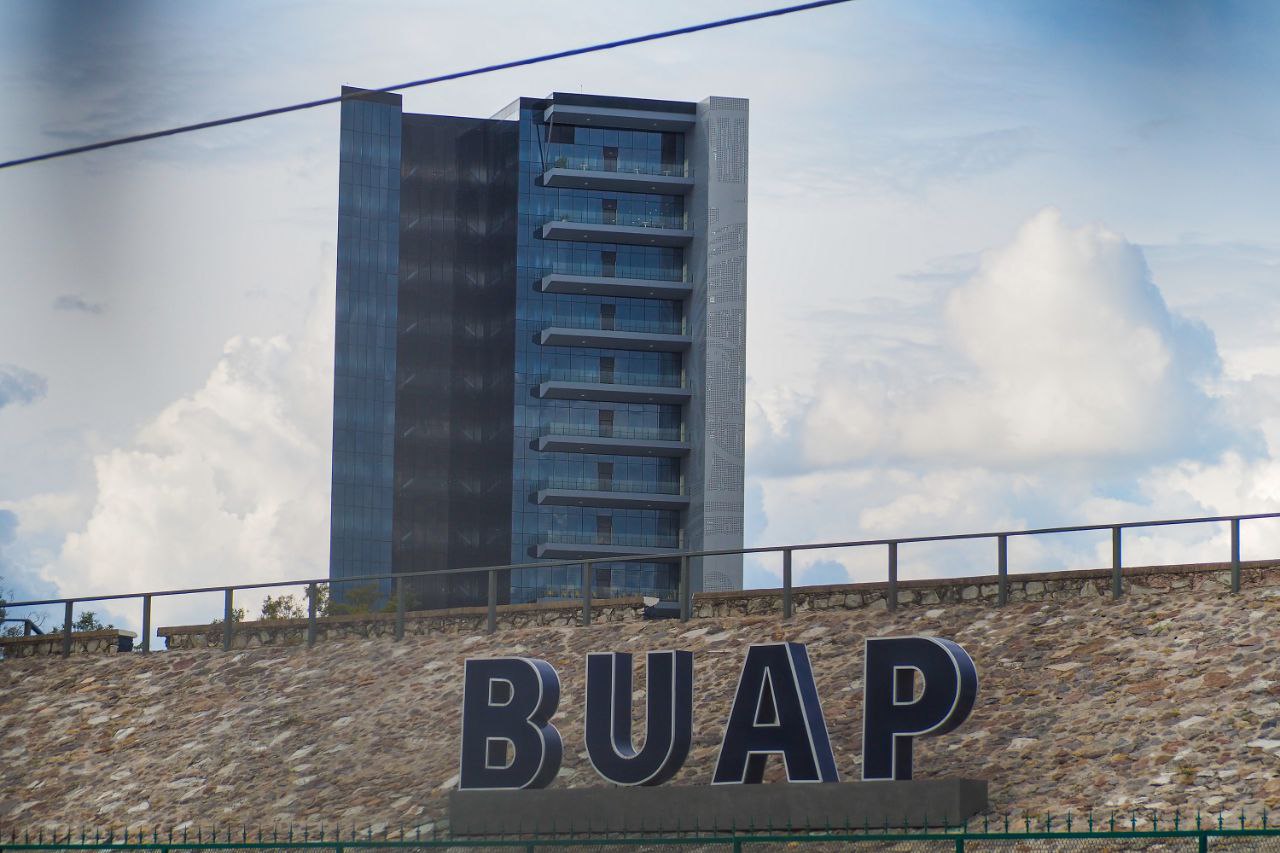 Estos descansos brindan la oportunidad de recuperar energías y disfrutar de un merecido tiempo libre entre cada semestre.

Foto: Producción El Universal Puebla 