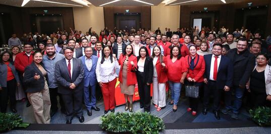 PT Puebla capacita a los presidentes municipales electos y a regidores, previo a la toma de protesta