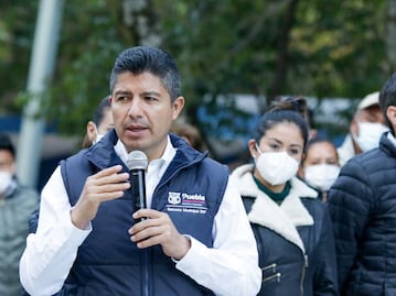 Pide Lalo Rivera a los ambulantes aceptar la bolsa de trabajo