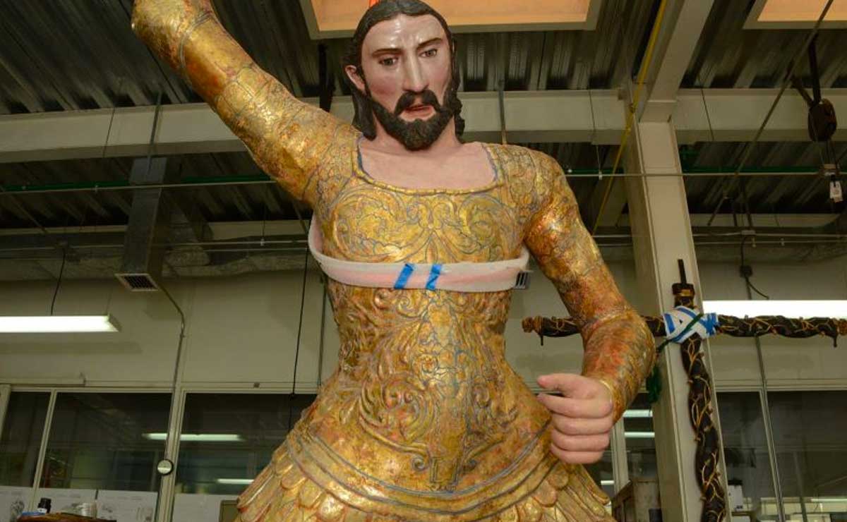 Escultura restaurada de Santiago Apóstol retorna a Izúcar de Matamoros