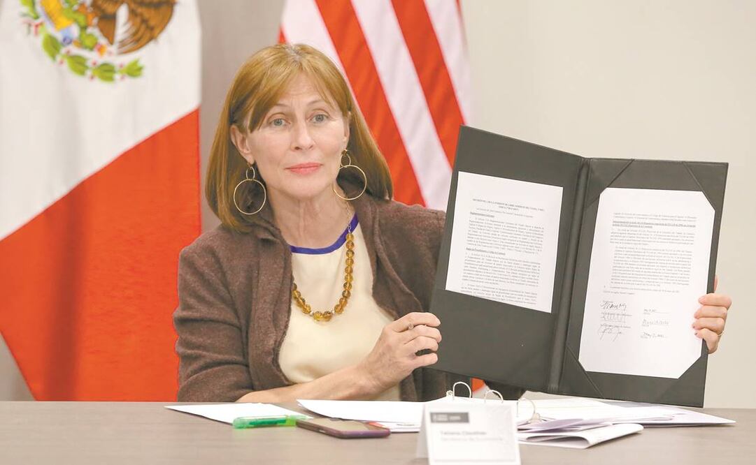 Clouthier dijo que lo más difícil fue redactar el co- municado trilateral, pues “la coma hace la diferencia”. Foto: Especial.