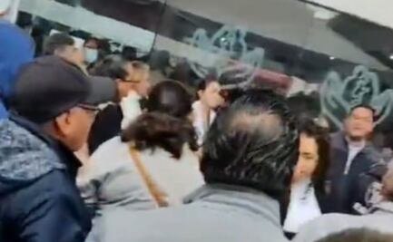 Cierran puertas del ISSSTE tras extravío de menor de edad en Puebla