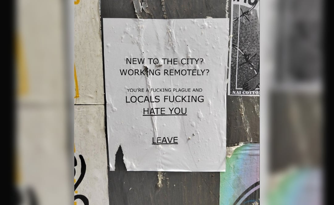 El cartel fue visto en calles de la colonia Roma e inmediatamente fue objeto de debates. Foto: Twitter @sassysofy