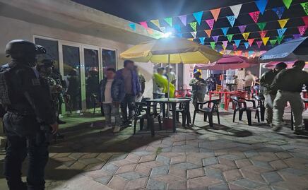 Autoridades aseguran a nueve migrantes colombianos en Cuautlancingo