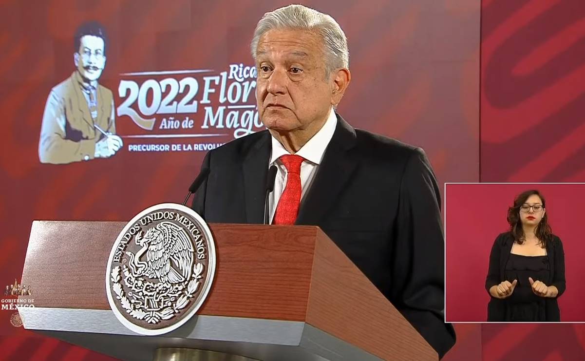 Manifestantes del 8M se están preparando con marros, sopletes y bombas molotov, asegura AMLO