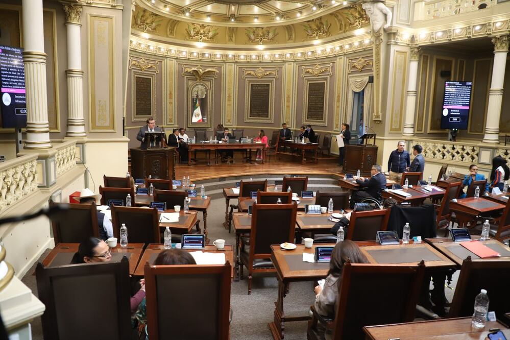 El Congreso de Puebla está conformado por 41 diputados | Foto: EsImagen