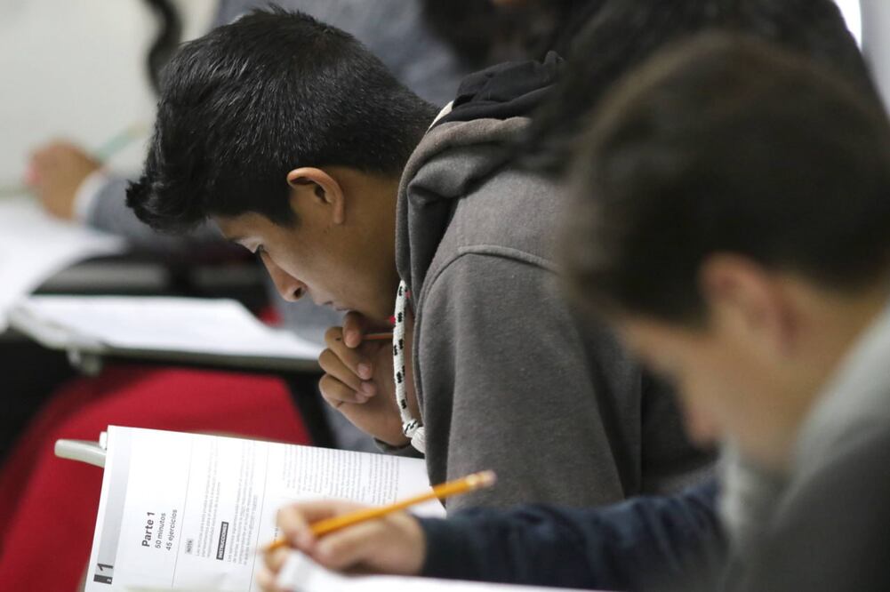La BUAP pone a disposición las guías de preparación del Examen de Admisión 2024 | Foto: EsImagen