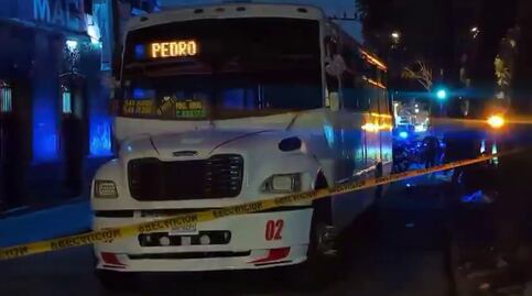 Chofer atropella y mata a dos adultas mayores en el Centro de Puebla