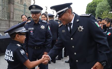 RECONOCEN A POLICÍAS 