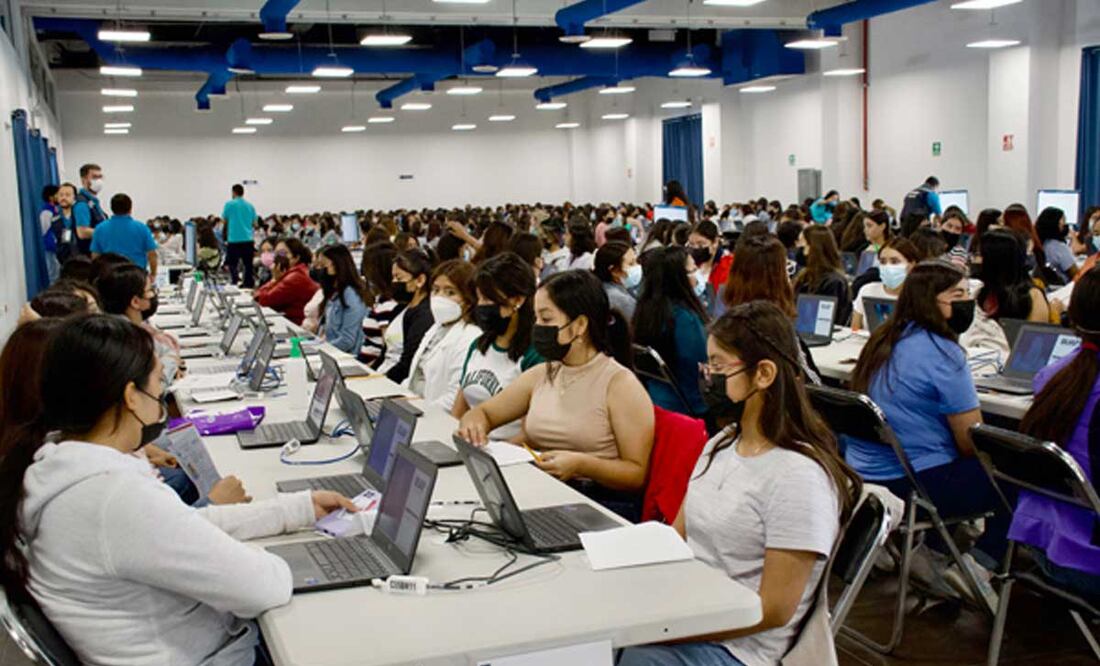 Estudiantes se han preparado durante mucho tiempo para este momento | Foto: BUAP
