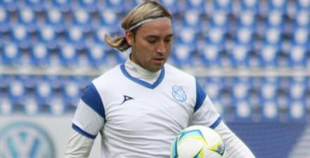 Jugadores que vistieron las playeras del Puebla y el América