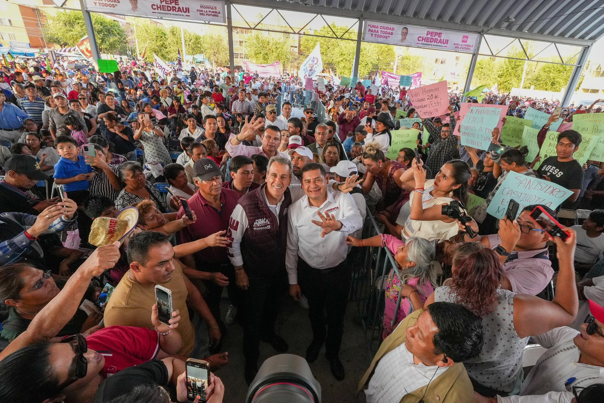 Lleno total en Agua Santa durante el arranque de campaña de Pepe Chedraui | Foto: X Pepe Chedraui