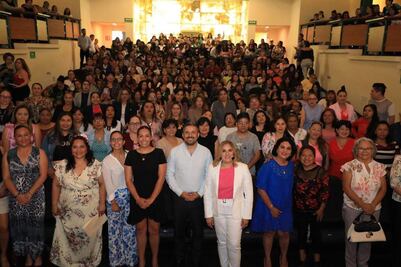 Gobierno municipal de Puebla presenta la conferencia "El arte de ser mujer"