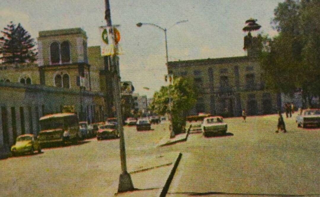 El tétrico Castillo de Miramuertos fue derrumbado en los años 70, ya que invadía parte del trazo de la vialidad | Foto: Facebook Gustavo Velarde Tritschler