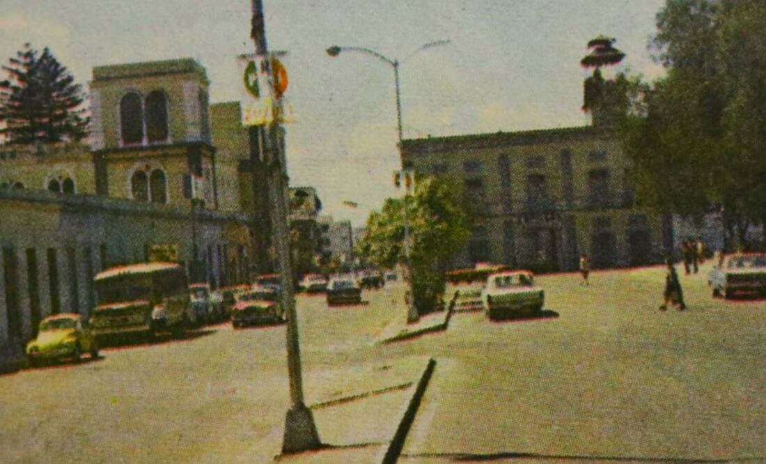 El tétrico Castillo de Miramuertos fue derrumbado en los años 70, ya que invadía parte del trazo de la vialidad | Foto: Facebook Gustavo Velarde Tritschler