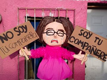  Piñata de COMPAÑERE genera reacciones en redes