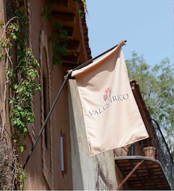 ¿Cuánto cuesta ir a Val'Quirico? La villa europea construida en los vestigios de una hacienda