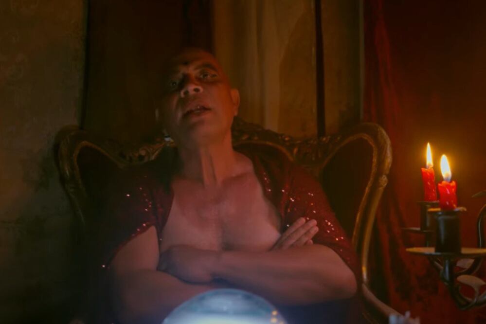 El pelón del centro si hizo viral por un video musical | Foto: Captura de video YouTube Fer Soberón