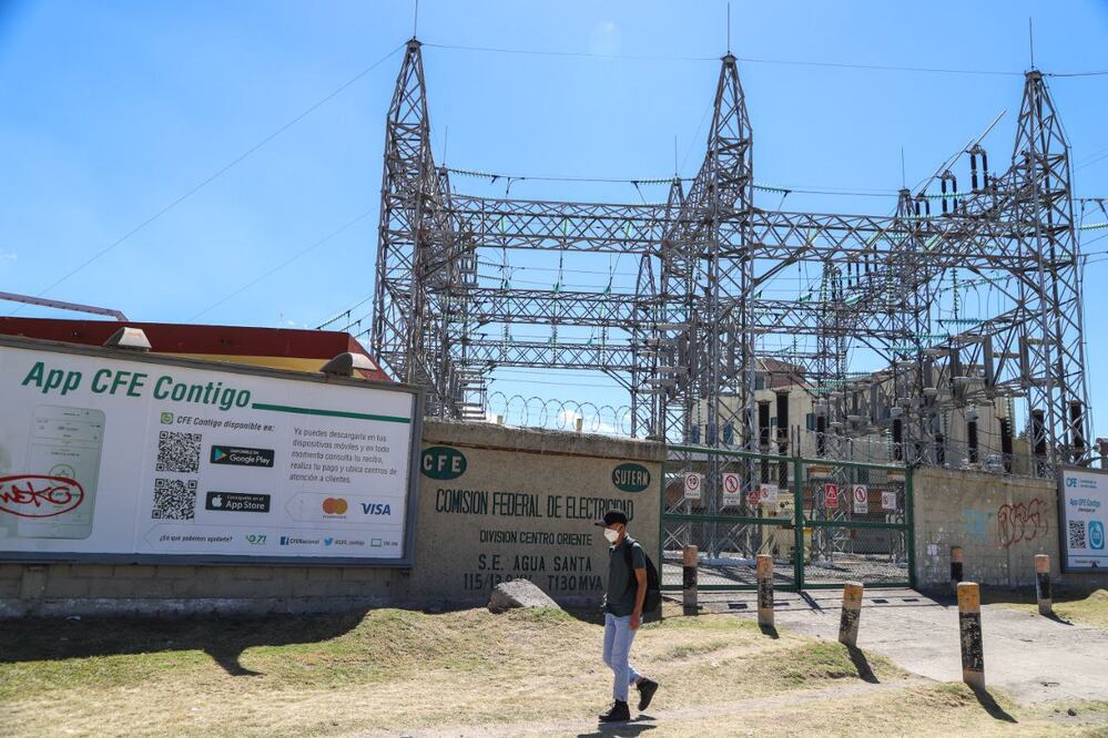 El Sistema Eléctrico Nacional distribuye la luz a todo el país / Foto: EsImagen 

.