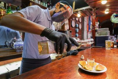 Salud recomienda no ingerir bebidas alcohólicas después de la vacuna anticovid