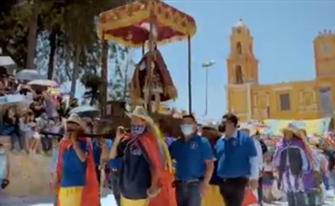 En Semana Santa hay rituales muy extremos como este. | Foto: Facebook Soltepec Gobierno Municipal