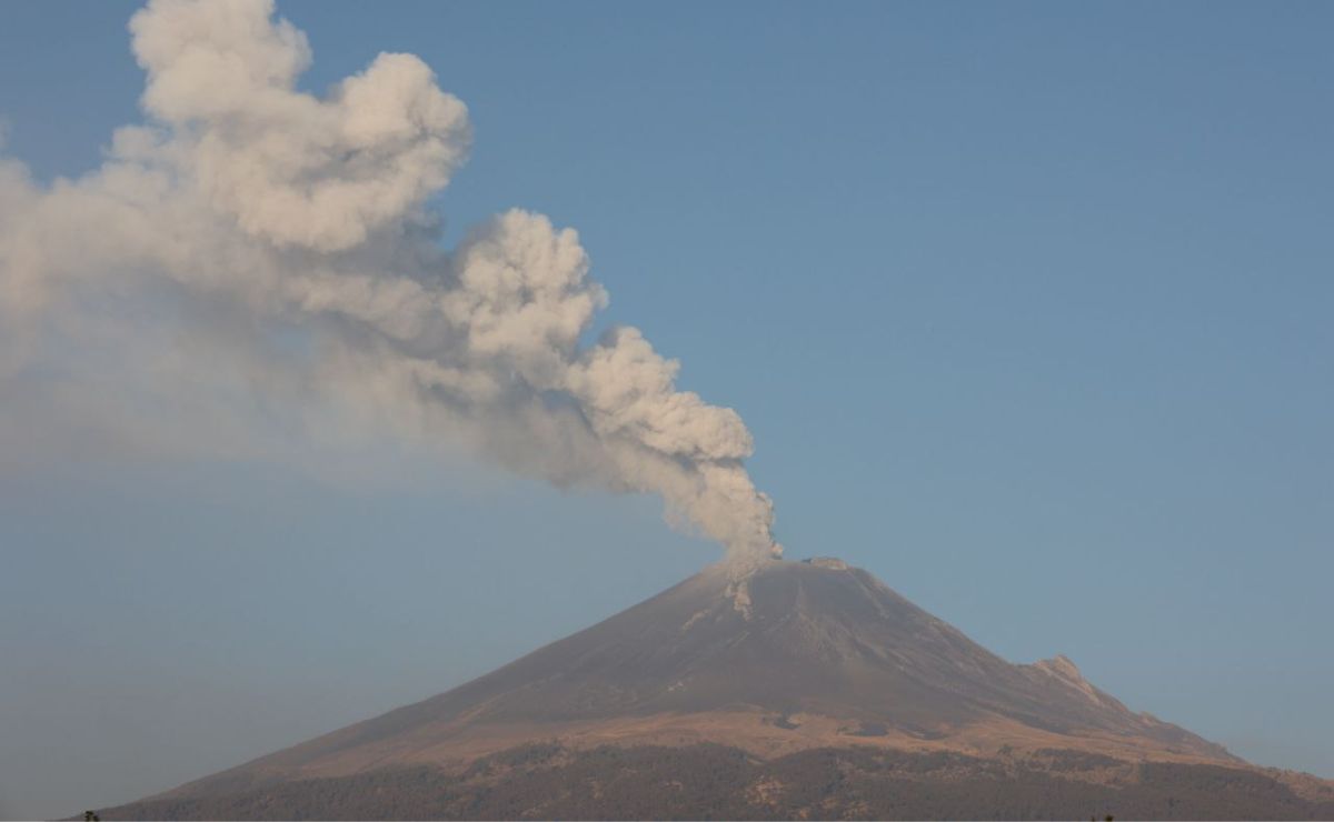 Tras cuatro explosiones nació el Popocatépetl
