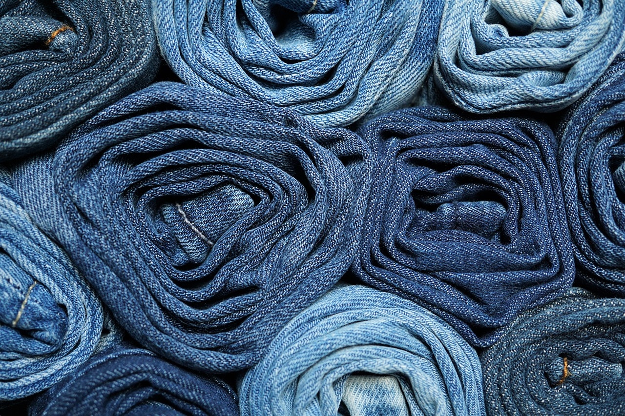Hay tantas marcas de jeans que la evaluación de la Profeco te va a servir para elegir | Foto: Pixabay Kranich17