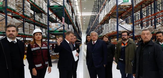 AMLO inaugura megafarmacia; comienza a convertirse en realidad el sueño del acceso universal a la salud, afirma