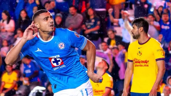 La estrategia de los dos equipos parece clara: América apostando por un enfoque más cauteloso y Cruz Azul intentando romper esa defensa en la revancha.

Foto: Producción El Universal Puebla