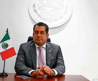 Dan de baja a morenista por acudir a reunión de Alito