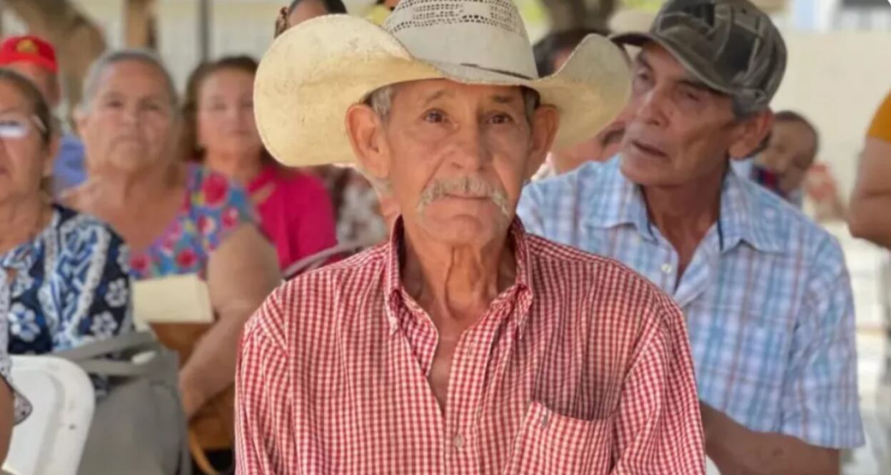 Esta modalidad de pagos escalonados busca evitar aglomeraciones y asegurar que cada persona reciba su pensión sin contratiempos. 


Foto: Producción El Universal Puebla