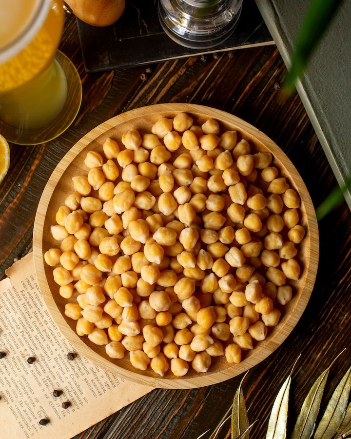 Explorando los tesoros nutricionales de los garbanzos. Fuente: Freepik.
