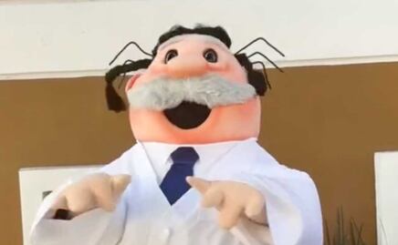 Dr. Simi baila como Merlina