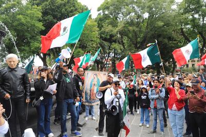 Marchan nuevamente contra la reforma al Poder Judicial en Puebla