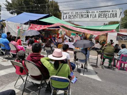 Estas son las mañanitas. Celebran 4 meses de bloqueo Bonafont-Puebla