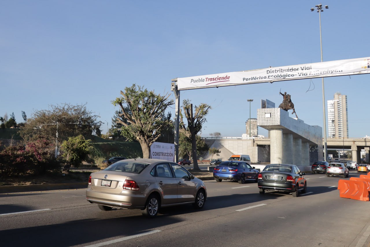 El Viaducto Atlixcáyotl tiene una velocidad máxima / Foto: EsImagen
