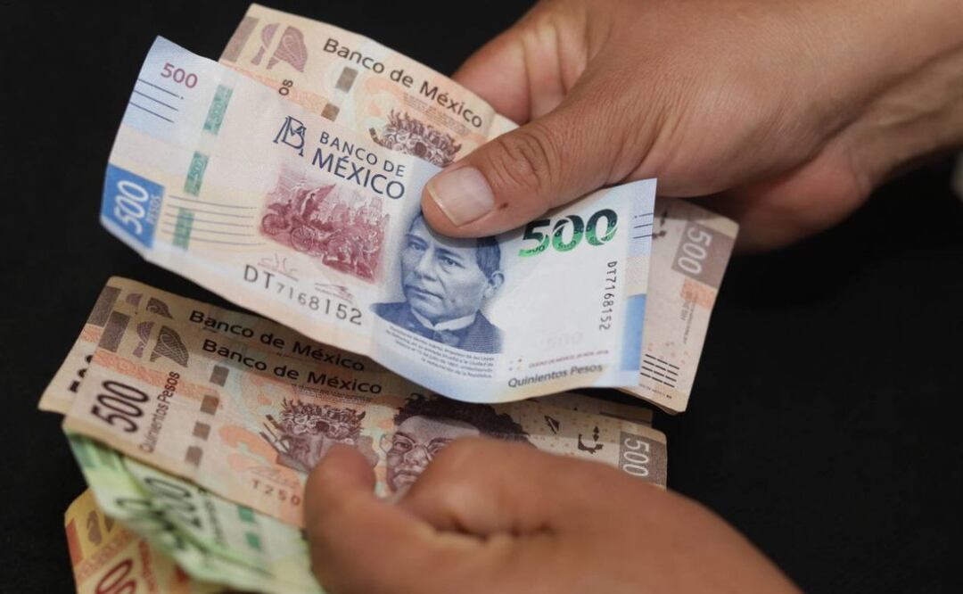 El gobierno en Puebla sí puede entregar dinero en efectivo a beneficiarios de programas sociales | FOTO: Agencia Es Imagen para El Universal Puebla