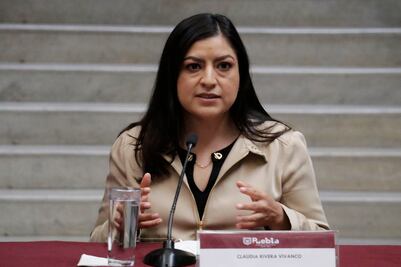 “Son suposiciones perversas”, dice Claudia Rivera sobre rumores de salida de Tesorero