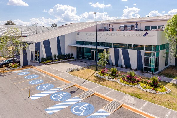 Es un ejercicio accesible para personas de todas las edades y niveles de condición física, adaptándose a diferentes capacidades y necesidades. 

Foto: Producción El Universal Puebla