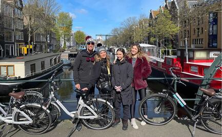 Andrea Legarreta y Erik Rubin viajan a Amsterdam con sus hijas Mía y Nina