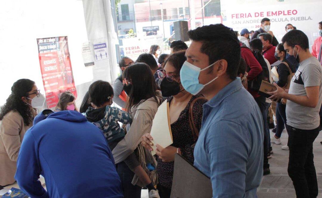 Vacantes en Puebla condicionan el ingreso de algunas personas por edad, género o apariencia | foto: agencia Es Imagen para El Universal Puebla