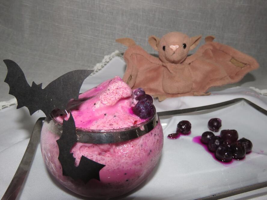 Esta fruta dulce y jugosa es la adoración de los murciélagos | Foto:  batweek.org/