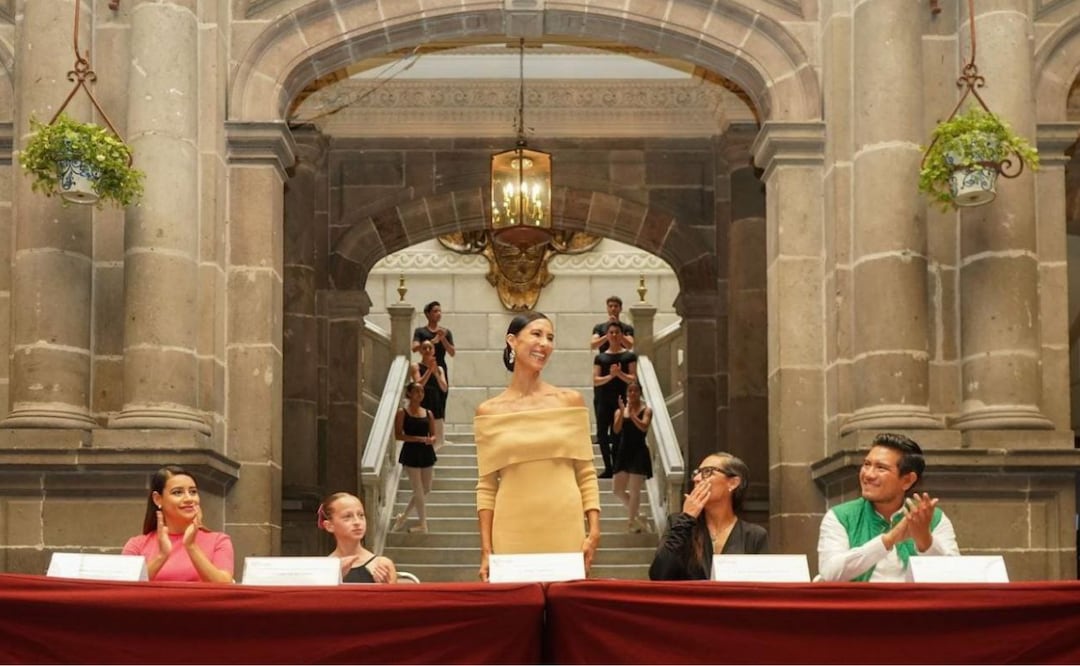 Reitera Gobierno de la Ciudad invitación a la “Gala de Estrellas Elisa y Amigos” con orquesta en vivo | Foto: Ayuntamiento de Puebla.