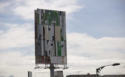 Ayuntamiento de Puebla está obligado a retirar espectaculares: Barbosa