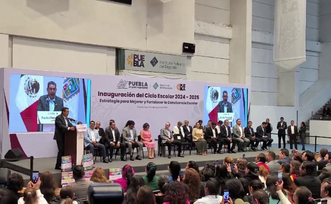 El gobernador de Puebla inauguró el ciclo escolar 2024-2025 | Foto: Captura EsImagen