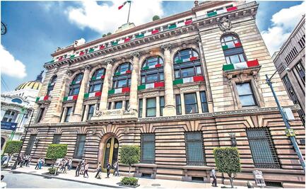 Banxico sorprende y sube en 50 puntos la tasa de interés a 11%