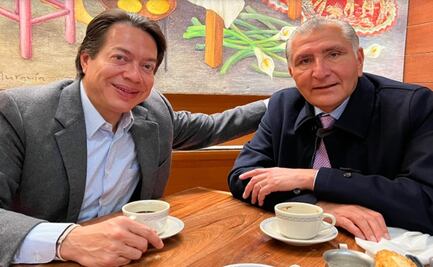 Adán Augusto López y Mario Delgado se reúnen con AMLO en NL