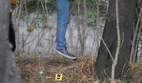 Se suicida joven en el Periférico