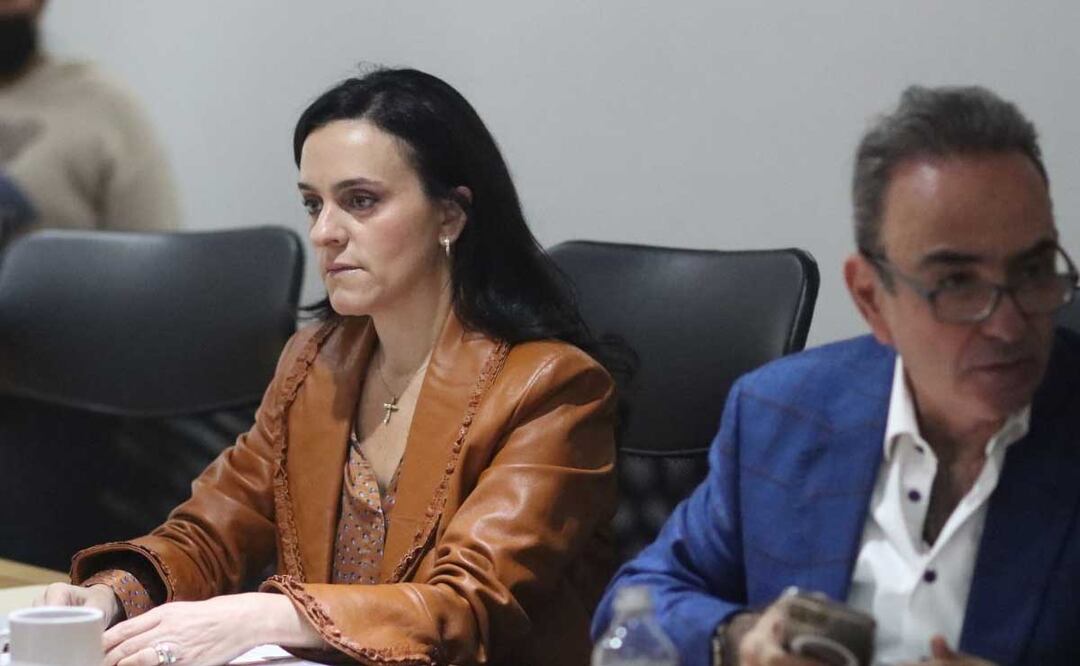 La diputada del PAN, Mónica Rodríguez, dice que se requiere mayoría simple para elegir al gobernador sustituto | Foto: Agencia Es Imagen para El Universal Puebla